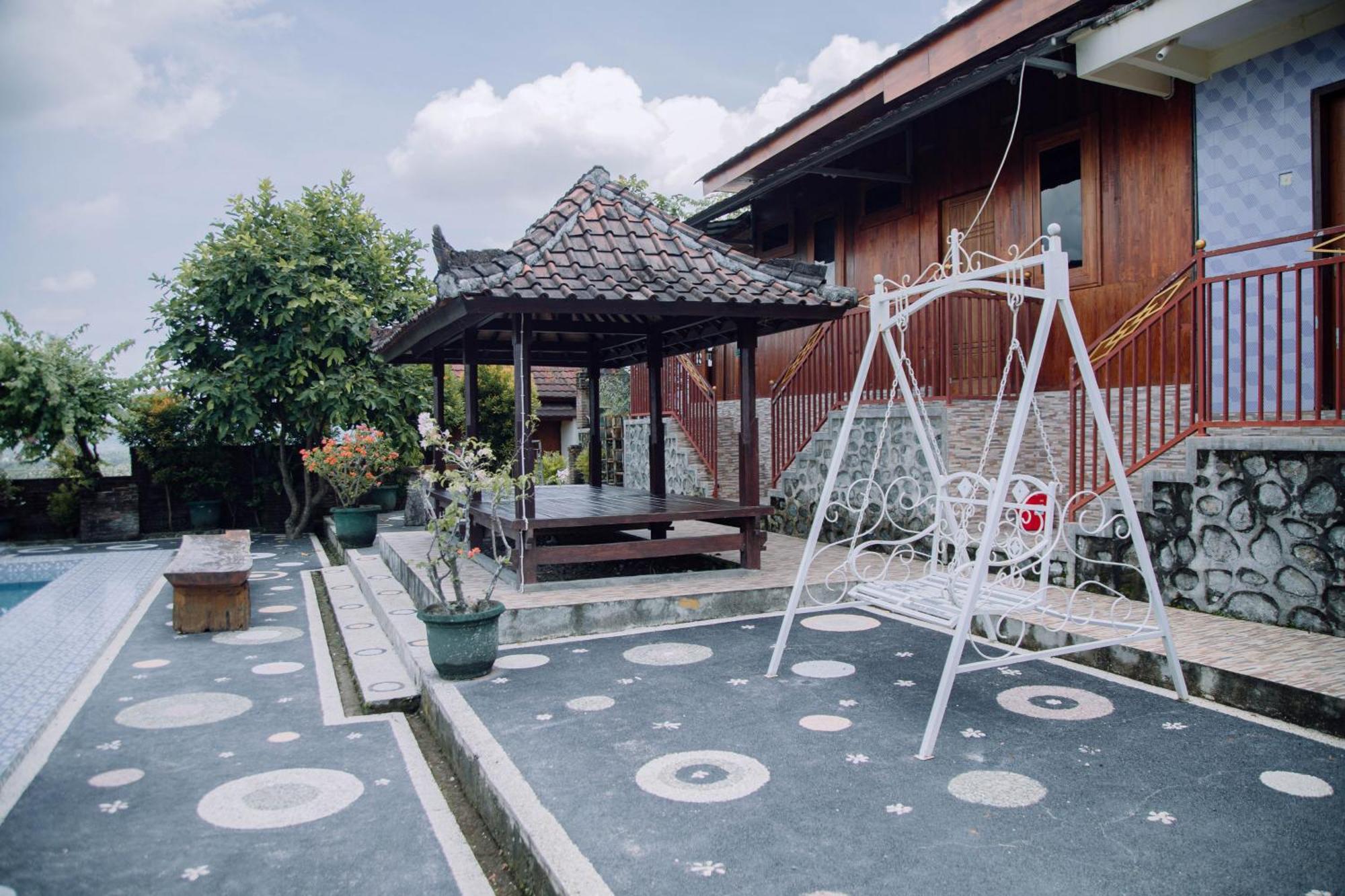 Reddoorz At Villa Bukit Senyum Lombok Kuripan  Luaran gambar